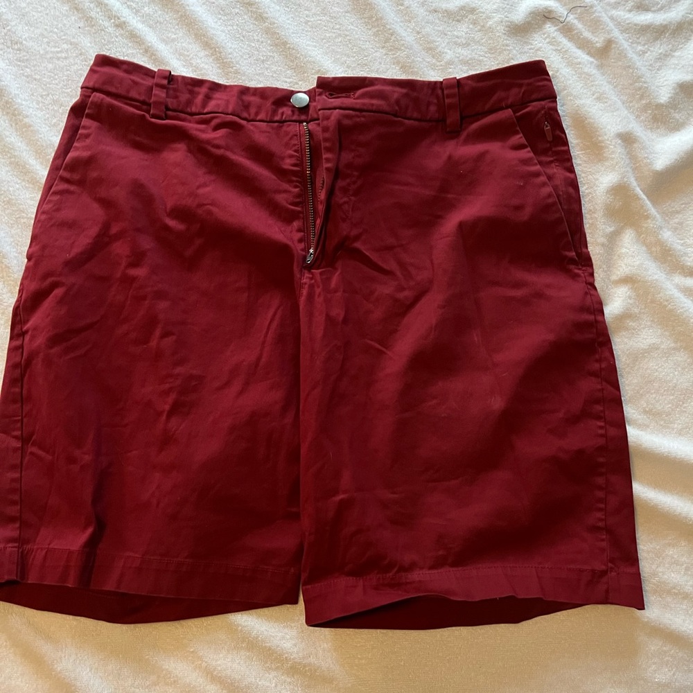 Lululemon Men’s Chino Shorts Size 34